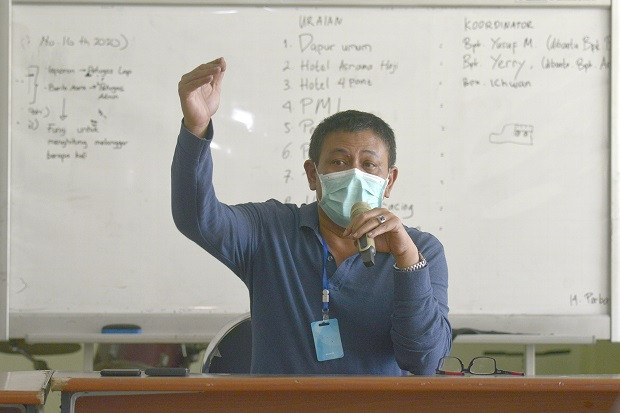 Pergi ke Luar Kota Sepekan,...