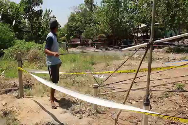 Ngebor Tanah Buat Sumur,...