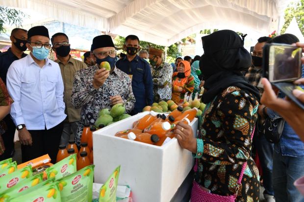 Ekonomi Domestik Jadi...