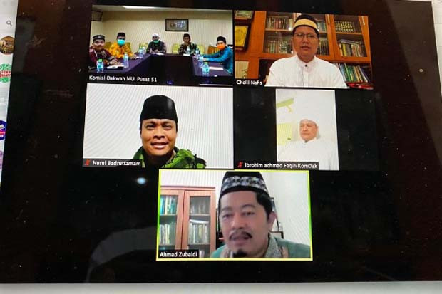 Menyambut Kepulangan...