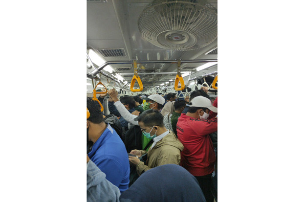 Hari Pertama PSBB Ketat...