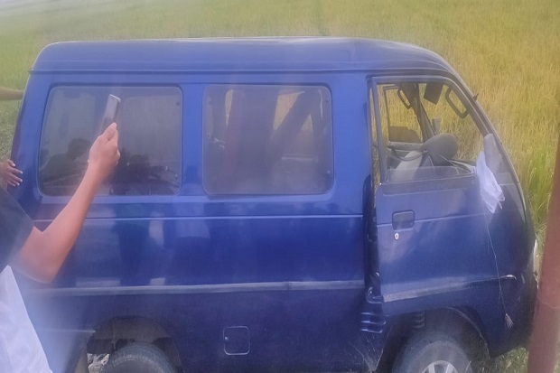 Tabrakan Mobil vs Motor,...