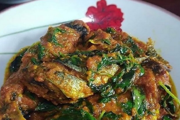 Tongkol Rica-rica yang...