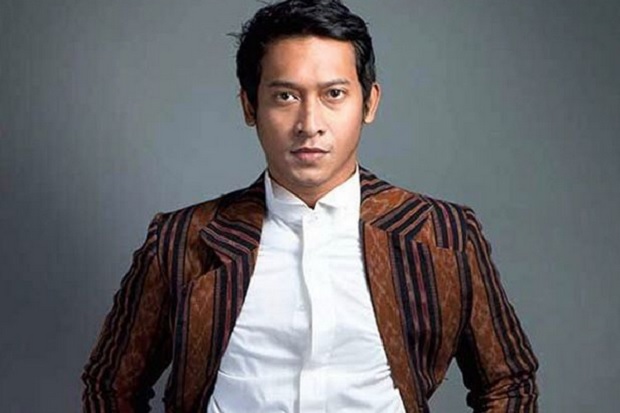 Aktor Ade Firman Hakim...