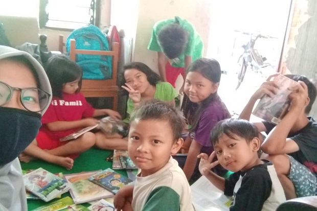 Peduli Dunia Literasi,...