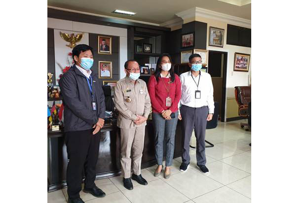 Bupati Pasangkayu Terima...
