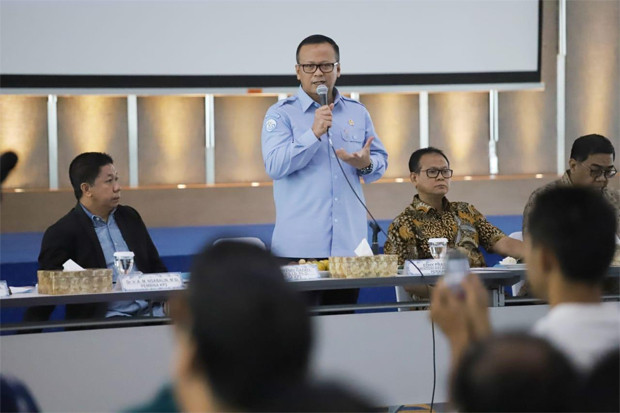 Edhy Prabowo Sakit,...
