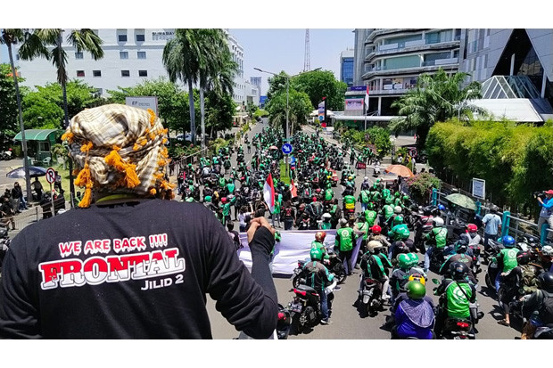 Demo Ribuan Driver Online...