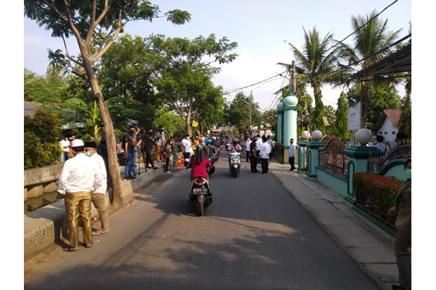 Tunggu Kedatangan Jenazah...