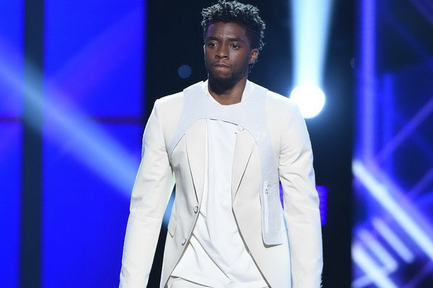 Chadwick Boseman Dikebumikan...
