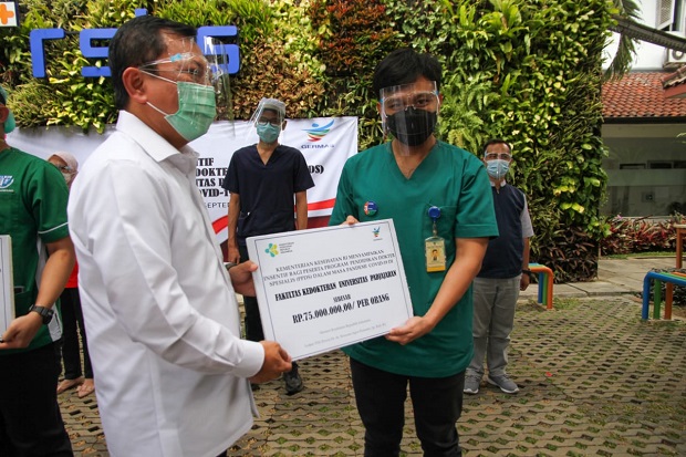 1.200 Calon Dokter Spesialis...