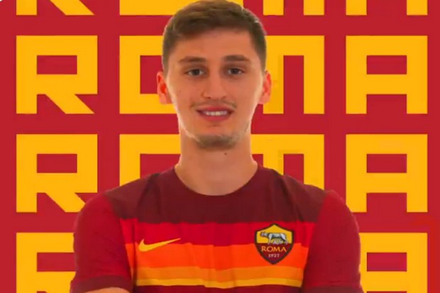 AS Roma Resmi Pinjam...