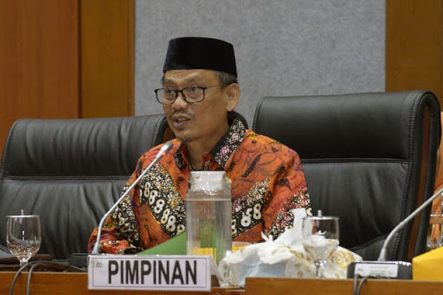 Maba Diminta Teken Pakta...