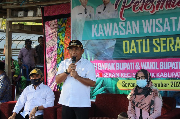 Bupati Sumbawa Barat...