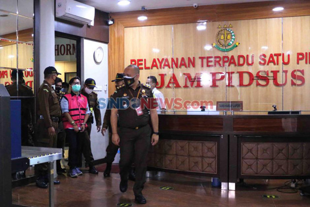 Kasus Jaksa Pinangki,...