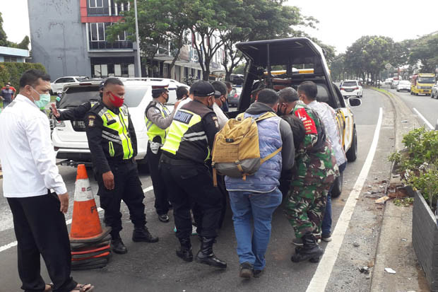 30 Menit Lebih Tunggu...