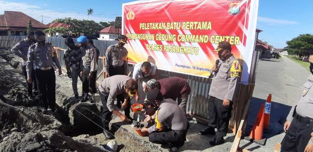 Kapolres Pasangkayu...