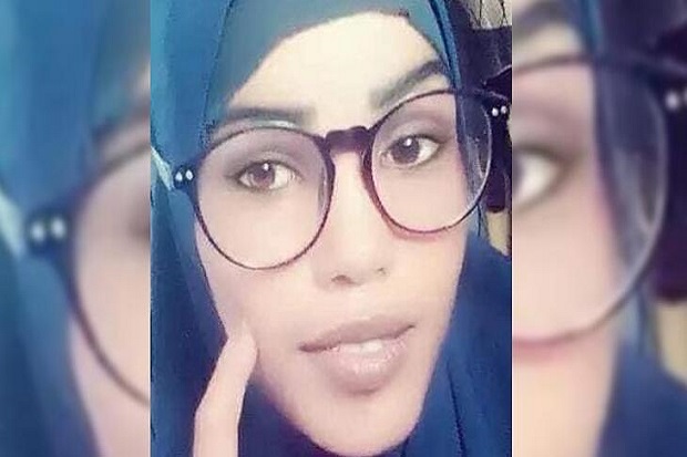 Seorang Gadis Muslim...