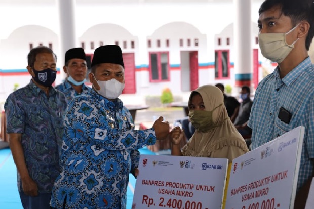 Salurkan Modal Kerja...