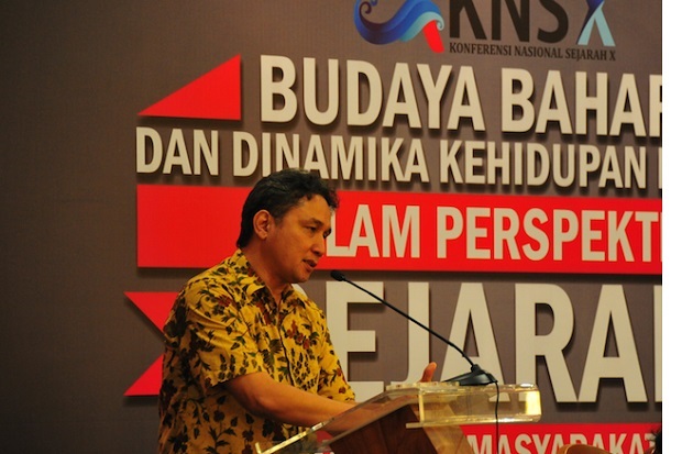 Rujukan Generasi Muda,...
