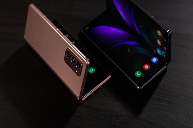 Galaxy Z Fold2 Memiliki...