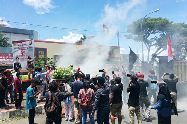 Mahasiswa Desak Polda...