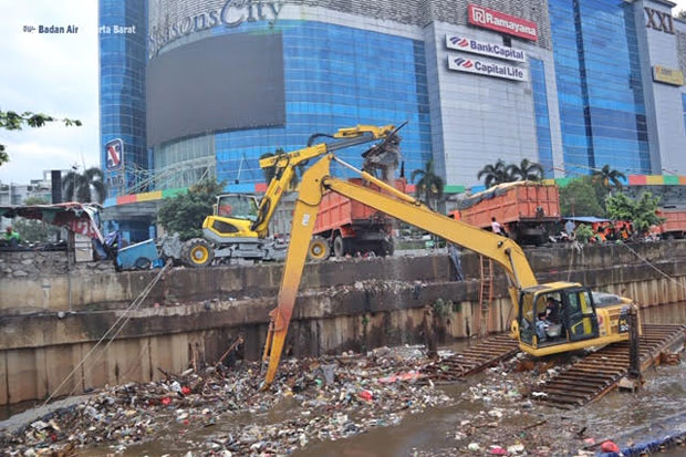 62,3 Ton Sampah Banjir...