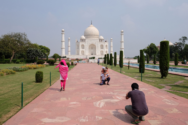 Pemerintah India Buka...