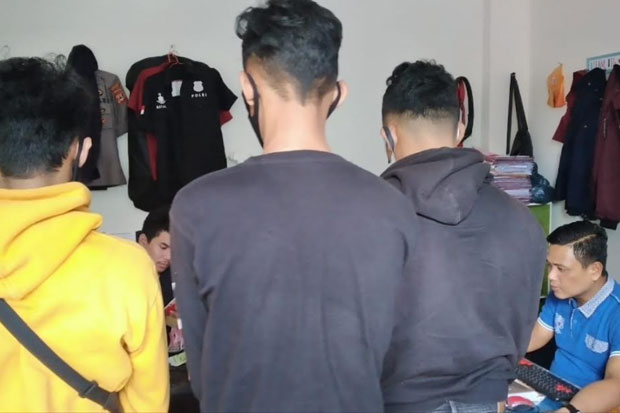 Tiga Pelaku Pemerkosaan...
