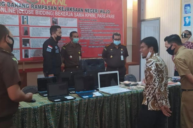 Lelang Barang Rampasan...