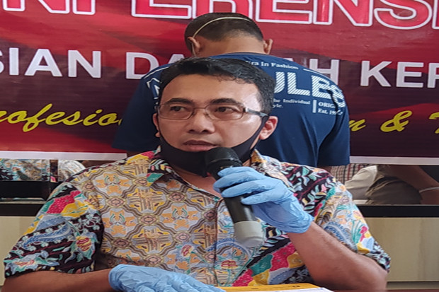 Tahanan Positif Covid-19,...