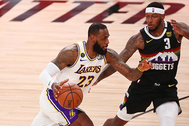 Lebron James Pecahkan...