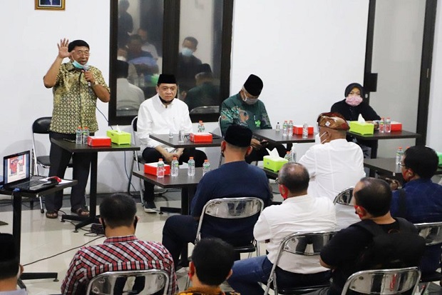 Relawan Khofifah di...