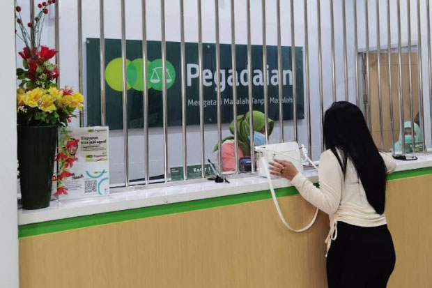 Transaksi Gadai Meningkat,...