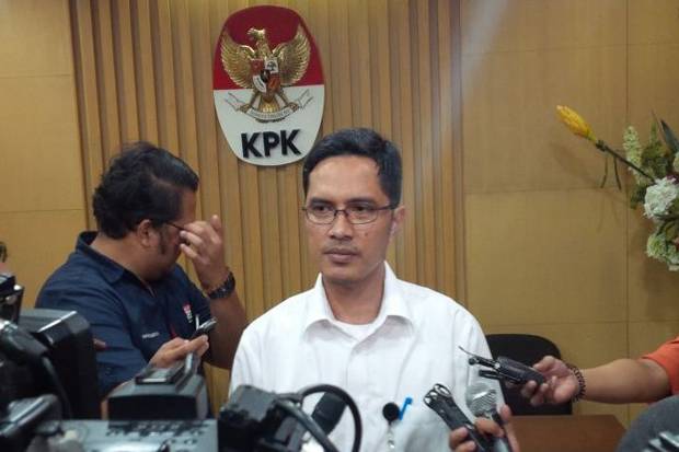 Febri Diansyah Mengundurkan...