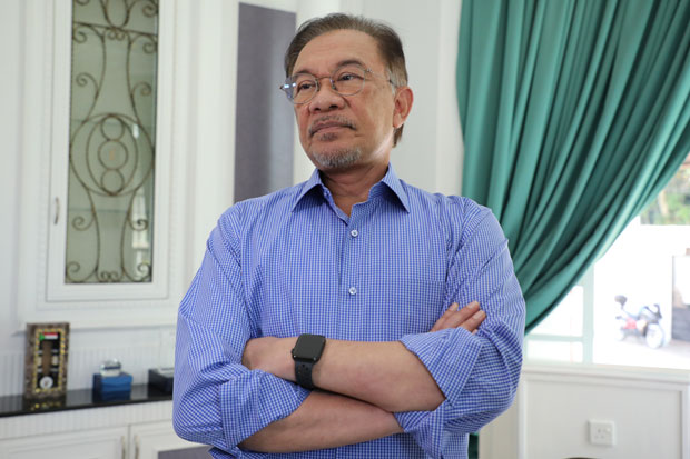 Anwar Ibrahim Selangkah...