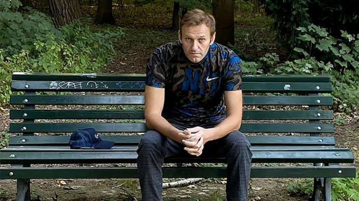 Navalny Muncul ke Publik...
