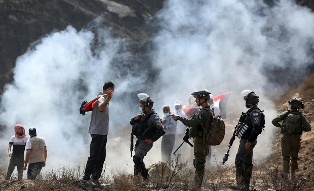 Tentara Israel Lukai...