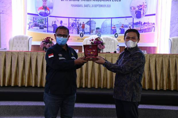 BPH Migas Gelar Sosialisasi...