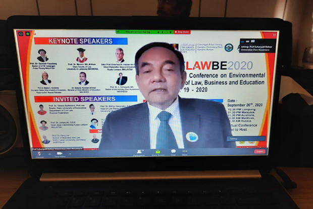 Universitas Dian Nusantara...