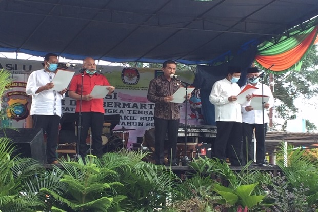 Ketua Bawaslu RI Minta...