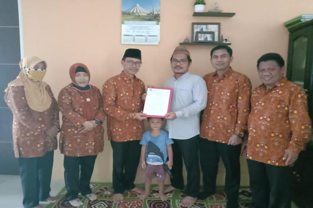 Soroti Politik Uang,...