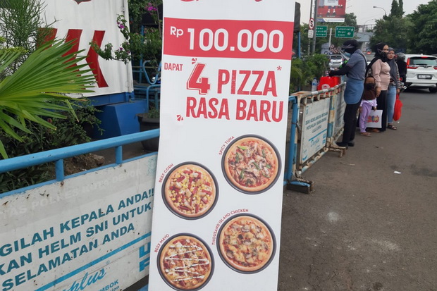 Siasat Resto Saat Pandemi,...
