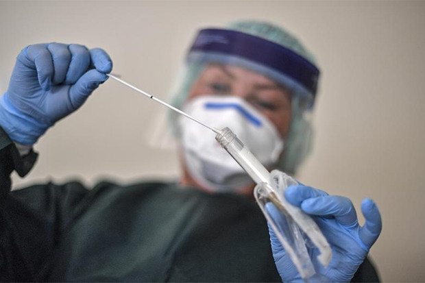 Rapid Test, Swab, atau...