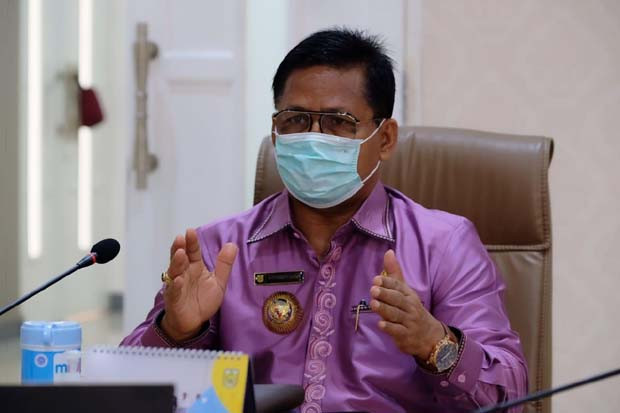 Tekan Penyebaran Covid-19,...