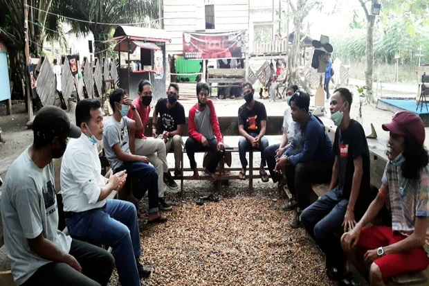 Kunjungi Candi Muaro...