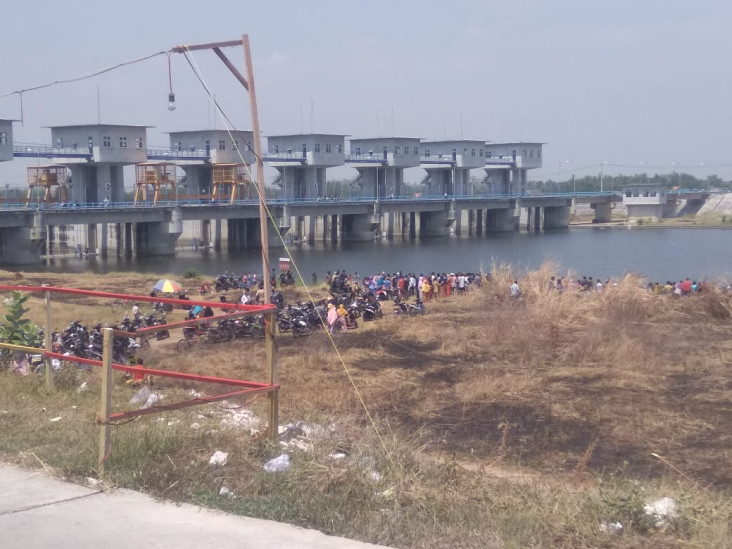Dua Pelajar Lamongan...