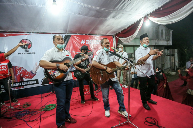 Gandeng Musisi Jalanan,...