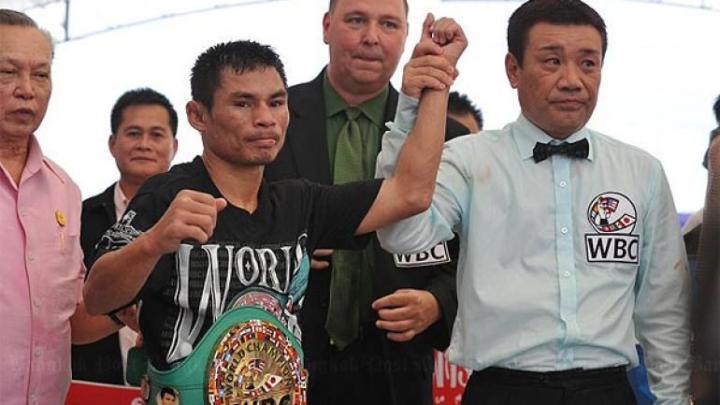Juara WBC 54-0 Wanheng...