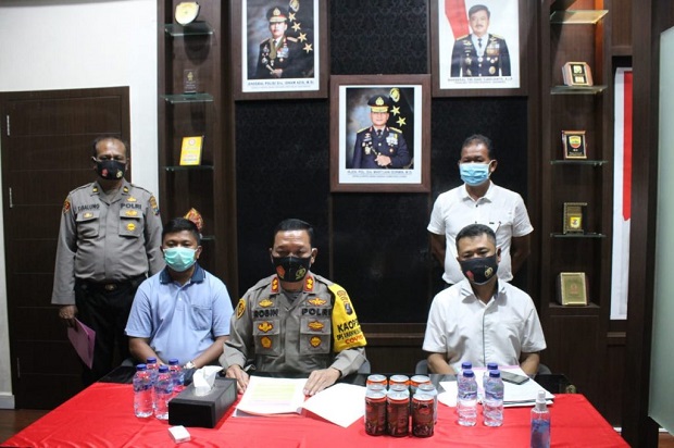 Tega Perkosa Putri Kandung,...